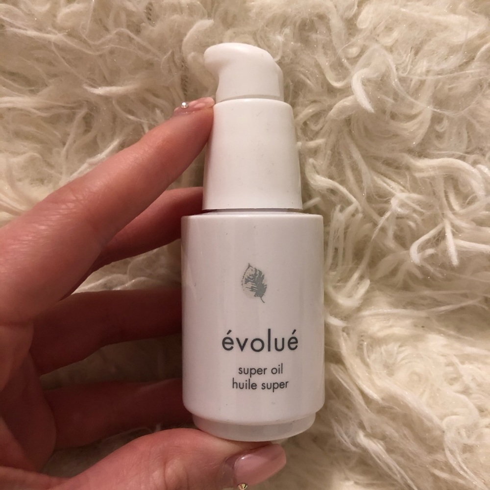 évolué skincare super oil